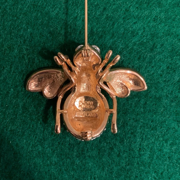 Vintage Joan Rivers Classic Crystal And Gold Tone Brooch / Pin - Picture 8 of 14